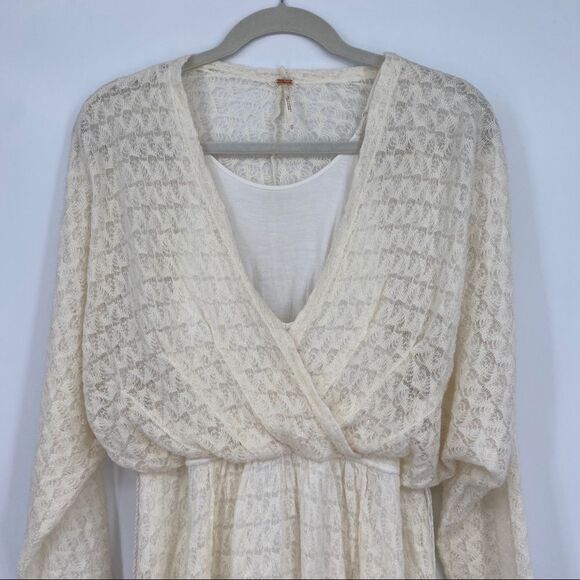 FREE PEOPLE Snug Bug Knit Lace Tassel Wrap Drape Mini Dress In Ivory - Picture 3 of 15